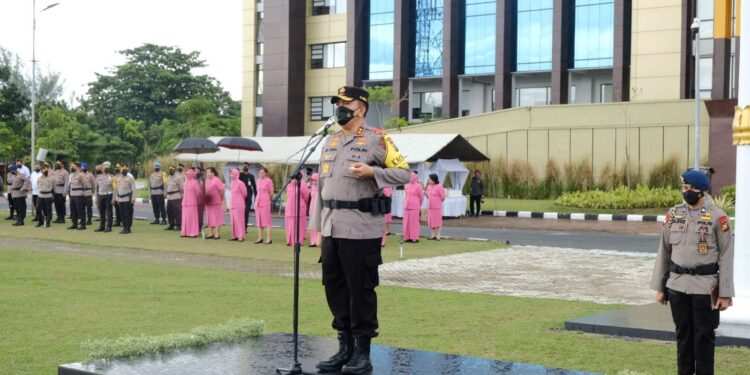 Sebanyak 1,067 Personel Polda Riau Naik Pangkat