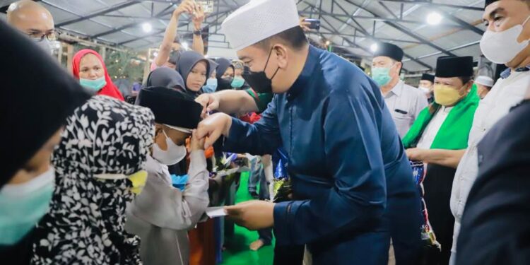 Hadiri Do’a Bersama Pengurus Wilayah Nahdatul Ulama Provinsi Riau Bersama Kyai dan 500 Orang Anak Yatim