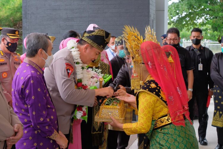 Irjen Iqbal Katakan Saya Siap Bersinergi Memajukan Negeri Tanah Melayu Riau