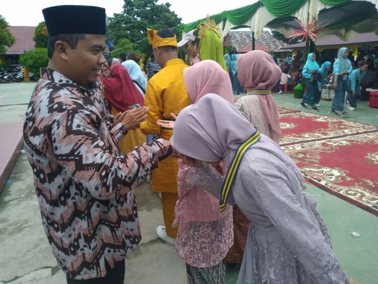 Perpisahan dan Pelepasan Siswa SMP Negri 23 Pekanbaru Kelas IX TA 2022-2023 Berjalan Lancar