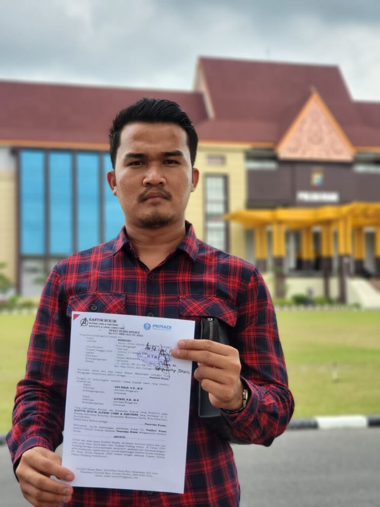 Kuasa Hukum Aliansi Masyarakat Inhu Alfikri, MH  Laporkan PT SWP ke Polda Riau