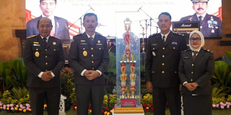 Kejati Riau Syukuran Dalam Rangka Hari Bhakti Adhyaksa ke-63 Tahun 2023