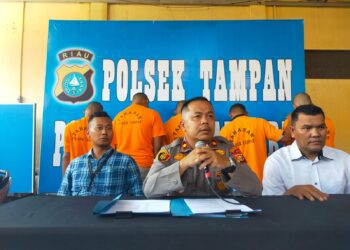 Lima Pelaku Sendikat Curanmor R2 Dikota Pekanbaru Empat Diantaranya Dilakukan Tembakan Terukur Saat Berusaha Kabur.