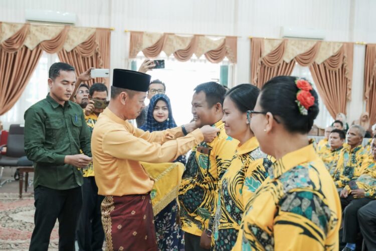 Bupati Rohil Ajak Seluruh Pendeta Bersinergi Membangun Daerah