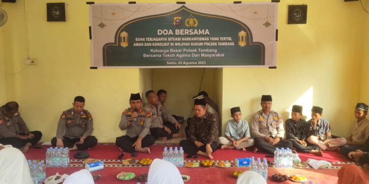 Polsek Tambang Gelar Acara Doa Bersama dan Santuni Anak Yatim