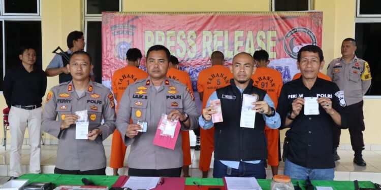 Press Release Ungkap Kasus Tindak Pidana Narkoba Dan Pemusnahan Sabu Sebanyak 71,01 Gram