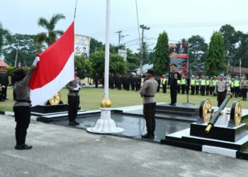Kapolres Kampar Ambil Alih Pimpin Upacar Upacara Hut RI Ke-78 Tahun