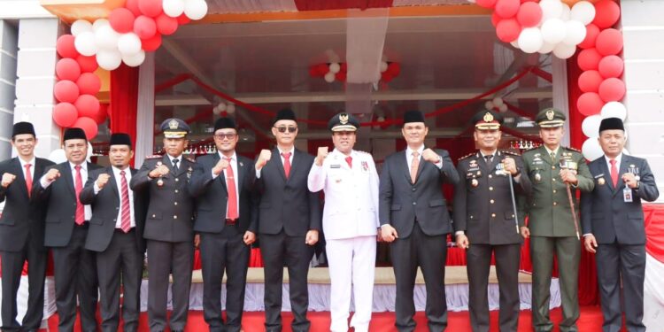 Forkopimda Kuantan Singi Upacara Hut Kemerdekaan RI Ke-78