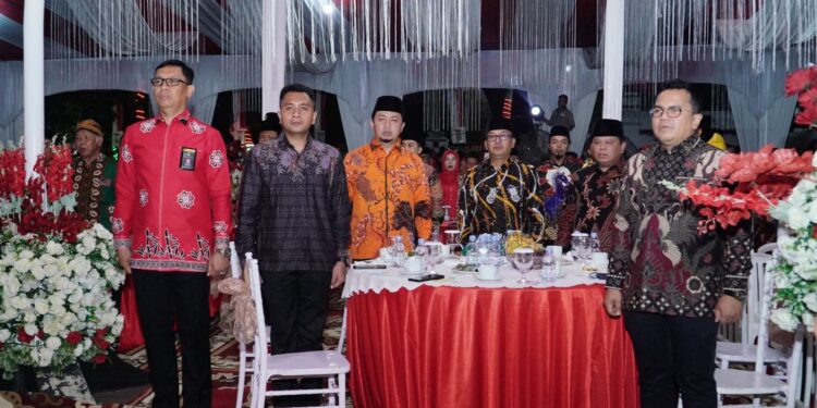 Pj Bupati Kampar M Firdaus Bersama Forkopimda Menggelar Malam Resepsi Kenegaraan