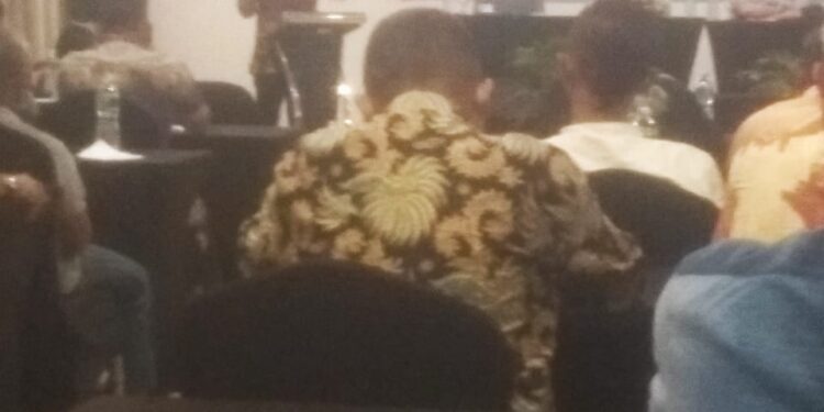 KRISMANTO KETUA FRAKSI PDIP DPRD ROHIL ANGGARKAN DANA POKIR GELAR ACARA BIMBINGAN TEKNIS PENINGKATAN KUALITAS WARTAWAN ROHIL