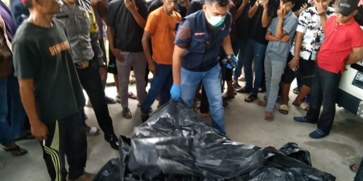 Heboh, Warga Desa Sungai Jalau Temukan Mayat Tanpa Identitas