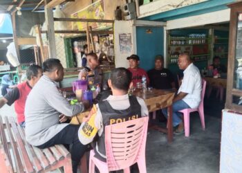 Kapolsek Tapung Hulu Pimpin Kegiatan Jum’at Curhat Yang Dilaksanakan di Desa Bukit Kemuning
