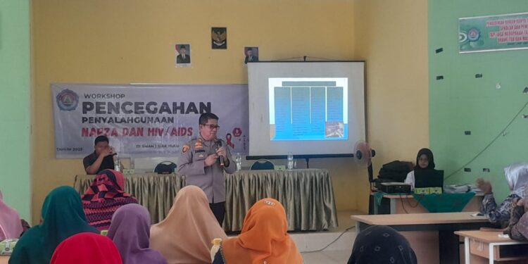 Kapolsek Siak Hulu Jadi Narasumber Workshop Pencegahan Penyalahgunaan NAPZA dan HIV/AIDS
