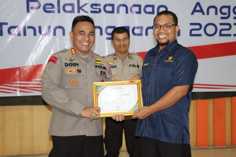 Polres Inhu Terima 3 Penghargaan Terbaik Pertama dari KPPN Rengat