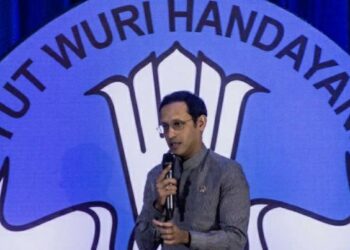 Mendikbud Ristek RI Nadiem Makarim menghapus kewajiban skripsi sebagai syarat kelulusan sarjana
