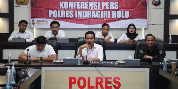 Polres Inhu Press Release Kasus Dukun Cabul dan 2 Kasus Perdagangan Orang