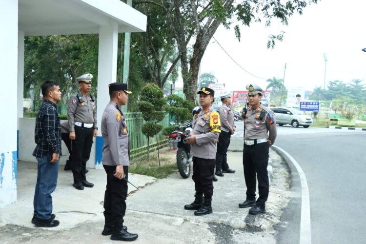 Kapolres Kampar Cek Pelaksanaan Strong Point Pagi