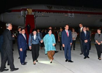 Wakapolri Komjen Agus Andrianto Turut Sambut Kepulangan Presiden RI dari KTT G20 India