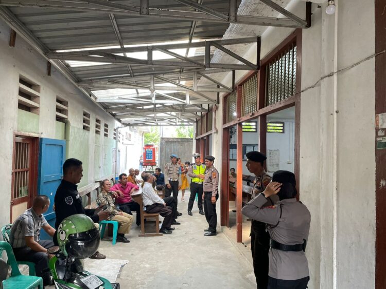 Minggu Kasih Polres Inhu di Gereja HKBP Rengat, Pendeta Nyatakan Siap Jaga Kamtibmas