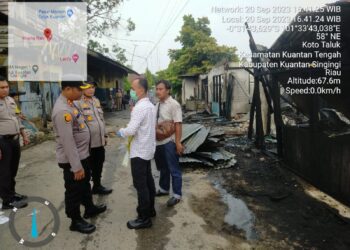 Personil Polres Kuansing Berikan Pengamanan Di Lokasi Kebakaran Bengkel Dewi Motor dan Wisma Rani