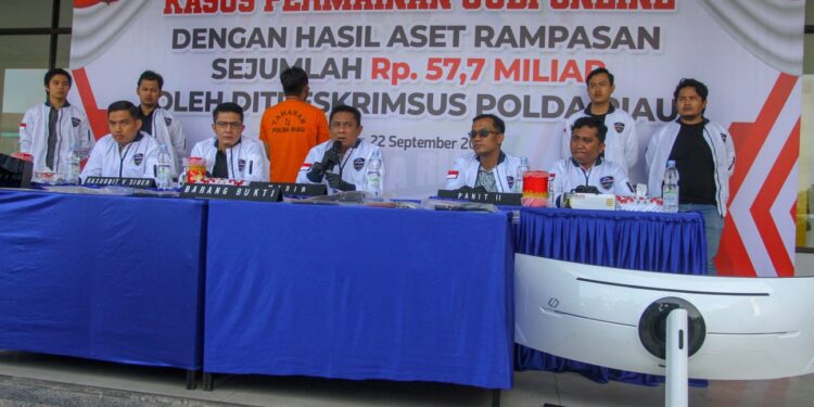 Polda Riau Berhasil Mengungkap kasus judi online dengan omset miliaran rupiah
