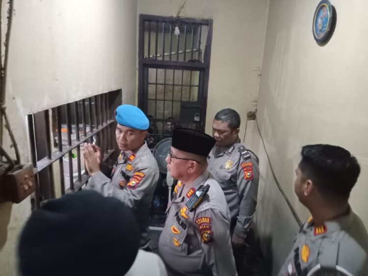 Sidak Pengecekan Tahanan di Polsek Siak Hulu Berjalan Aman