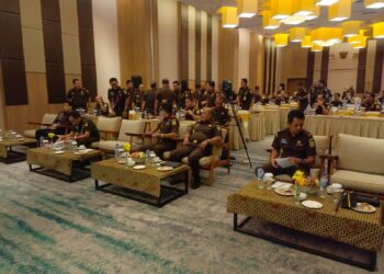 ASWAS KEJATI RIAU MELAKUKAN INSPEKSI PEMANTAUAN DI BIDANG INTELIJEN KEJAKSAAN TINGGI RIAU
