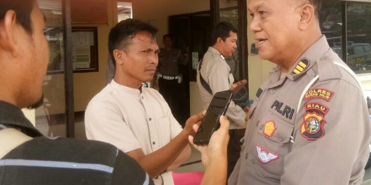 Satlantas Polres Rohil Razia Pengendara Tidak Menggunakan Helm