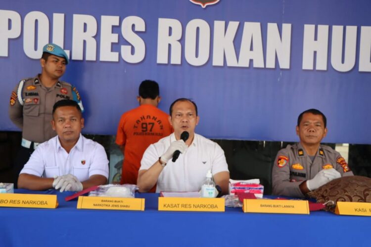 Polres Rohul Konferensi Pers Pengungkapan Kasus Narkotika 1Kg Sabu