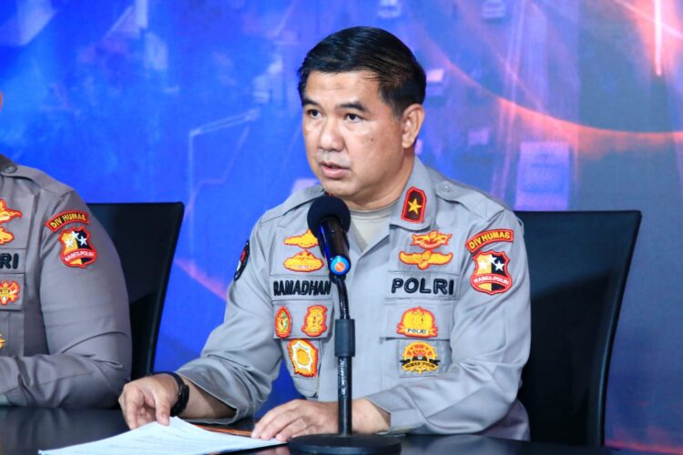 Polri Mutasi Dankorbrimob dan 6 Kapolda   