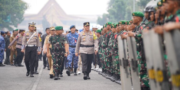 Sispamkota Polda Riau” Jalan Gajah Mada Pekanbaru Menjadi Saksi Dari Acara Penting Sistem Pengamanan Kota