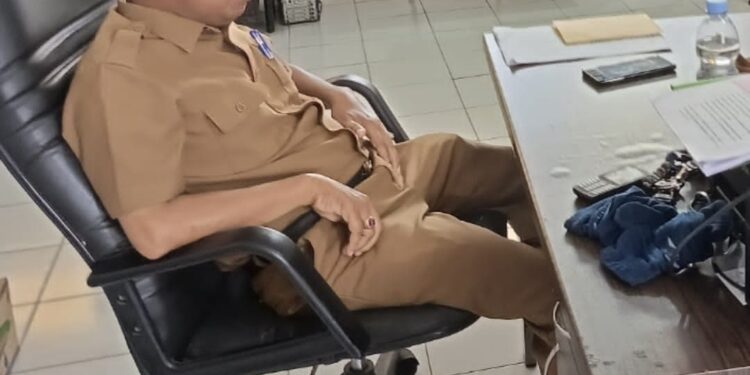 Benarkah, Kabid SMP Disdik Rohil Arogan dan Gagal Paham Penggunaan Juknis BoS