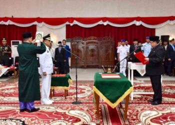 Gubernur Riau Brigjen TNI (Purn) H. Edi Natar Nasution Lantik PJ Bupati Kampar, Hambali, SH, MBA, MH,