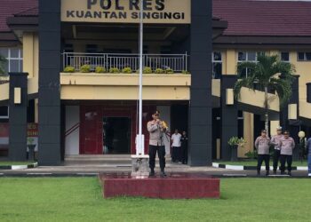 Kapolres Kuansing Gelar Apel Pelepasan BKO Brimob Polda Riau