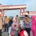 Kapolres Kuansing AKBP Pangucap Priyo Soegito, S.I.K., M.H  dan Sat Lantas Bagikan Takjil Gratis Untuk Pengendara