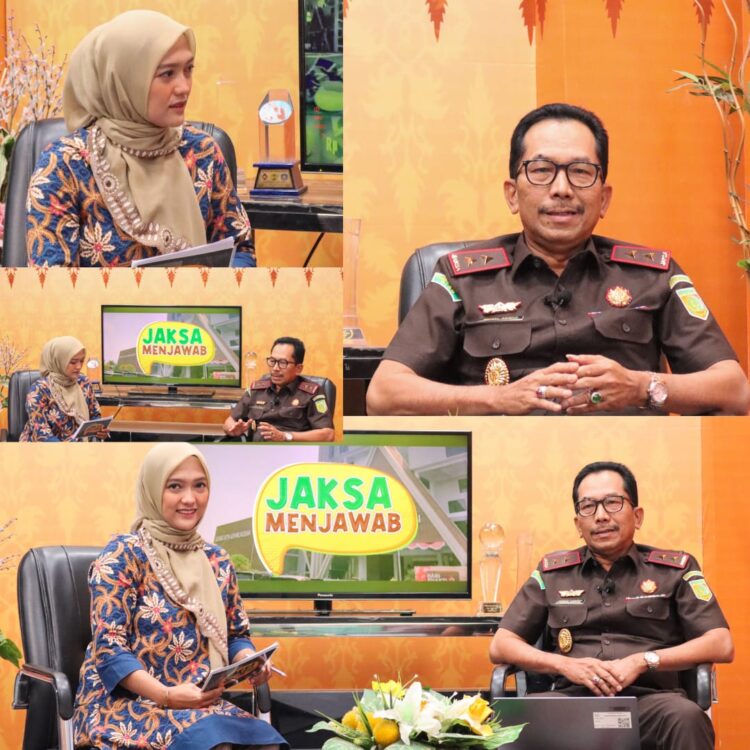 Kajati Riau Jadi Narasumber Dalam Program “Jaksa Menjawab” di Riau Televisi