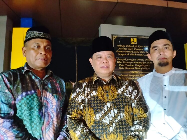 Pucuk Adat Kenegrian Tambang Terantang Buka Bersama Dengan Tokoh Masyarakat Tambang