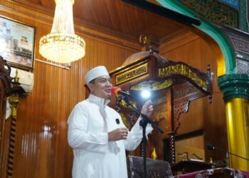 Kapolda Riau Safari Subuh Ramadhan di Mesjid Paripurna Al- Muhsinin Pekanbaru