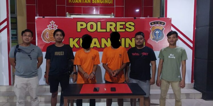 Tim Mata Elang Sat Res Narkoba Polres Kuansing Berhasil Mengungkap Kasus Tindak Pidana Narkotika Jenis Daun Ganja Kering