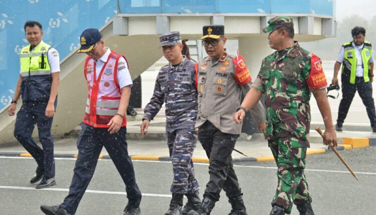 Danrem 132/Tdl Lepas Keberangkatan Presiden RI Jokowi Menuju Toli-toli