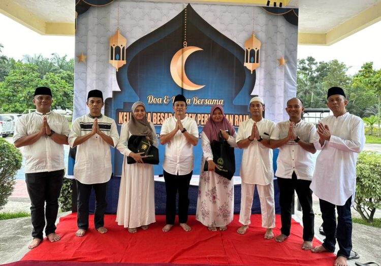 Personil Polsek Perhentian Raja dan Bhayangkari Ranting Perhentian Raja, adakan buka puasa
