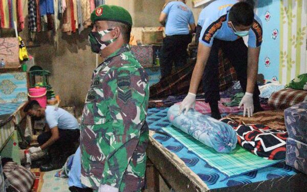 Kepala Lapas Bangkinangdan, APH dan TNI Geledah Kamar Hunian Tahanan