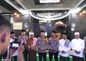 Himbauan Mudik Waka Polres Kampar, Saat Gelar Sholat Tarawih Keliling di Masjid Ar Rahman.