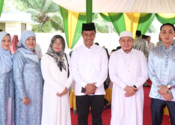 Lebaran Idul Fitri Pertama, Plh Sekda Kampar Open House di Rumah Dinas