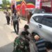 Aksi Pospam KLK 2024 Sungai Pinang Bantu Saat Pemudik Pecah Ban Mobil
