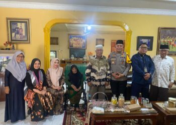 Jalin Silaturahmi Kapolres Pelalawan Silaturahmi ke Rumah Sultan ke 10 Kerajaan Pelalawan