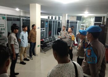Kapolres Kuansing AKBP Pangucap Priyo Soegito, S.I.K.,M Periksa Urine Semua Anggota Sat Resnarkoba