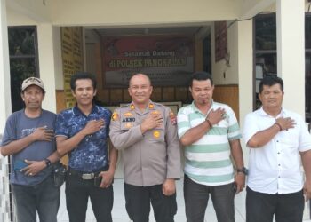 Jalin Silaturahmi” Awak Media Halal Bihalal Bersama Kapolsek Pangkalan