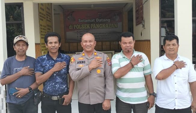 Jalin Silaturahmi” Awak Media Halal Bihalal Bersama Kapolsek Pangkalan