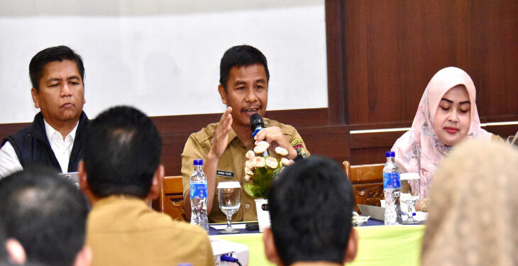 Pj Bupati Kampar Diwakili Pj Sekda Rapat Kordinasi Camat Se Kabupaten Kampar Tahun 2024,  di Hotel Mona Pekanbaru